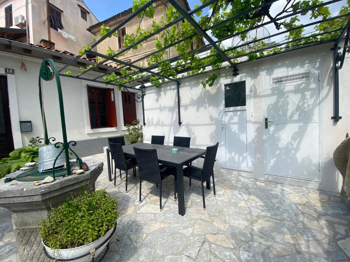 Secret Hideaway In The Volosko Old Town Abbazia Esterno foto